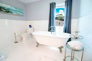 5 Hickory Ln, Roslyn Heights, NY 11577 - Photo 27