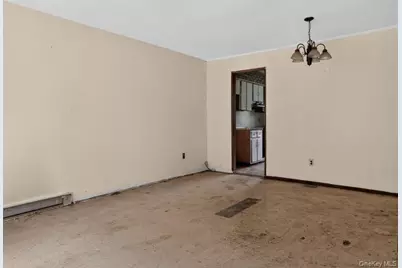 115 Rolling Way, Peekskill, NY 10566 - Photo 7