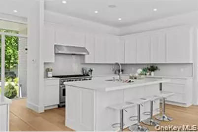 66 Hillside Drive E, Sag Harbor, NY 11963 - Photo 9
