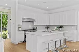 66 Hillside Dr E, Sag Harbor, NY 11963 - Photo 9