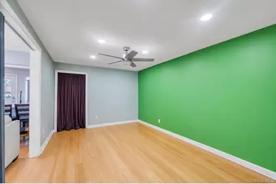 165 Wilfred Boulevard, Hicksville, NY 11801 - Photo 9