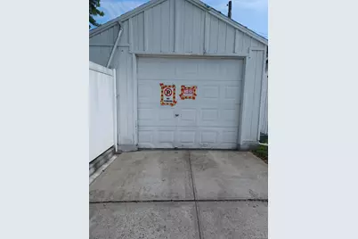 90-02 202nd Street, Hollis, NY 11423 - Photo 5