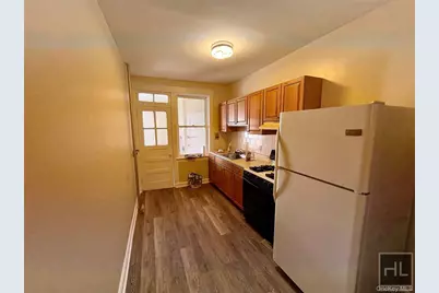 100 McLean Avenue #2, Yonkers, NY 10705 - Photo 9