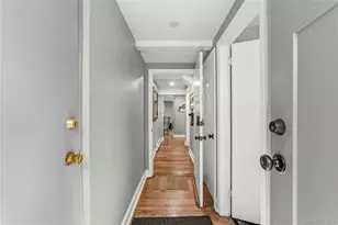 21 Bryn Mawr Pl, Yonkers, NY 10701 - Photo 35
