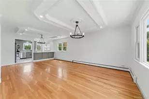 21 Bryn Mawr Pl, Yonkers, NY 10701 - Photo 11