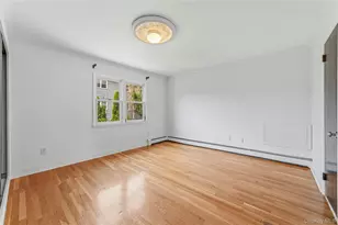 21 Bryn Mawr Pl, Yonkers, NY 10701 - Photo 15