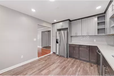 21 Bryn Mawr Place, Yonkers, NY 10701 - Photo 19
