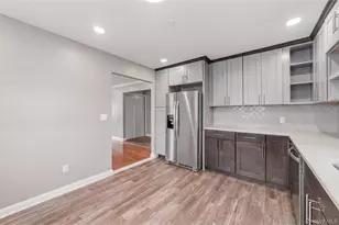 21 Bryn Mawr Pl, Yonkers, NY 10701 - Photo 19