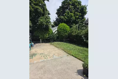 11 Prince Street, New Hyde Park, NY 11040 - Photo 7