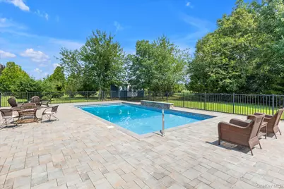 723 Doctors Path Estates, Riverhead, NY 11901 - Photo 25