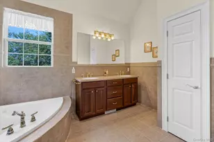723 Doctors Path Estates, Riverhead, NY 11901 - Photo 15