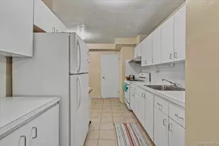 143-30 Roosevelt Ave, Flushing, NY 11354 - Photo 9