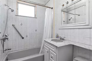 150-35 11th Ave, Whitestone, NY 11357 - Photo 9