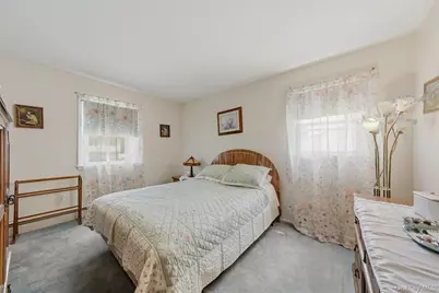 41 Keats Drive, New Windsor, NY 12553 - Photo 27