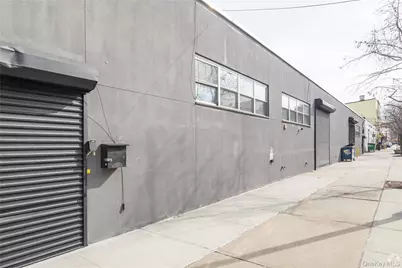 300 Kingsland Avenue, Brooklyn, NY 11222 - Photo 7