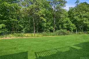 37 Halley Dr, Blue Point, NY 11772 - Photo 25