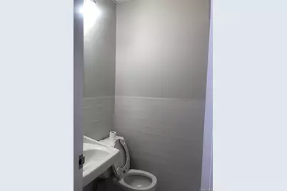 13343 35th Avenue #2nd fl, Flushing, NY 11354 - Photo 5
