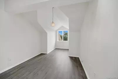 1424 Outlook Avenue #3, Bronx, NY 10465 - Photo 9