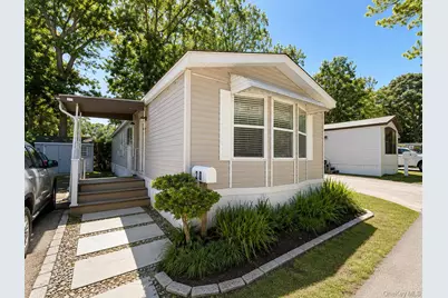 105 Oak View Highway #20, East Hampton, NY 11937 - Photo 1