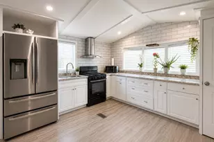 105 Oak View Hwy, East Hampton, NY 11937 - Photo 3