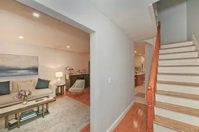 3250 32nd Street, Astoria, NY 11106 - Photo 15