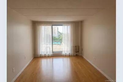 1155 Warburton Avenue #2 P-R, Yonkers, NY 10701 - Photo 17