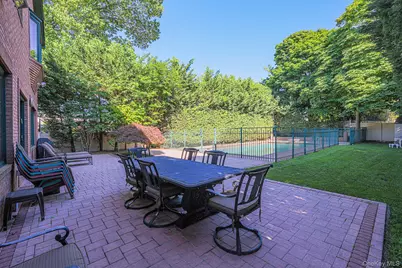 410 Broadway, Cedarhurst, NY 11516 - Photo 41