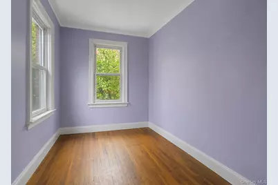 953 E 226th Street, Bronx, NY 10466 - Photo 9