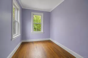 953 E 226th St, Bronx, NY 10466 - Photo 9