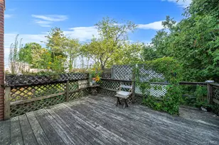 2439 2nd St, East Meadow, NY 11554 - Photo 9