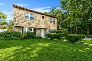 2439 2nd St, East Meadow, NY 11554 - Photo 3