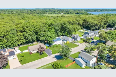 25 Walter Drive, Nesconset, NY 11767 - Photo 5