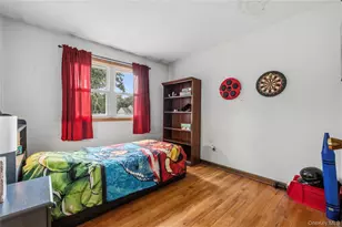 371 Hewlett Ave, Patchogue, NY 11772 - Photo 15