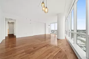 5 Renaissance, White Plains, NY 10601 - Photo 13