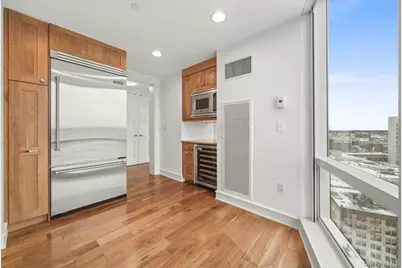 5 Renaissance #18E, White Plains, NY 10601 - Photo 9
