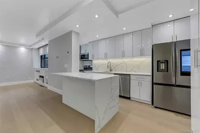 315 E 72nd Street #3A, New York, NY 10021 - Photo 9