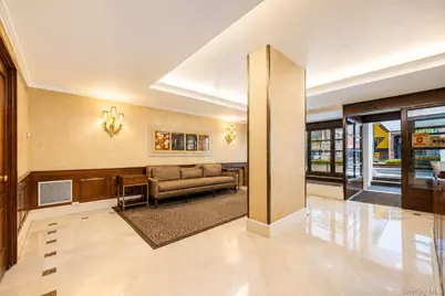 315 E 72nd Street #3A, New York, NY 10021 - Photo 23