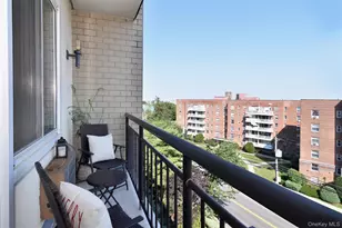 703 Pelham Rd, New Rochelle, NY 10805 - Photo 5