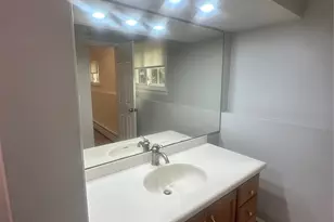 733 Jacqueline Dr, Valley Cottage, NY 10989 - Photo 9