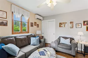 1359 Manor Ln, Bay Shore, NY 11706 - Photo 21