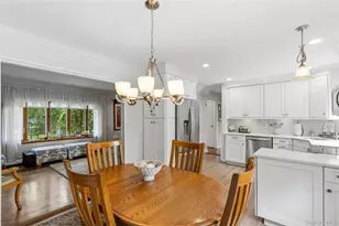 1359 Manor Ln, Bay Shore, NY 11706 - Photo 13