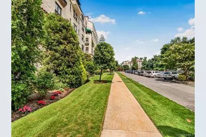 1273 North Avenue #2E, Entry 7, New Rochelle, NY 10804 - Photo 21