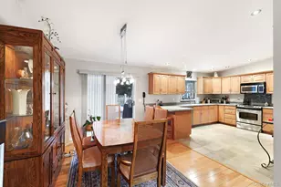 25 Cocoa Ln, Newburgh, NY 12550 - Photo 11