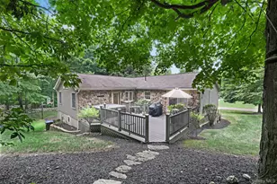 25 Cocoa Ln, Newburgh, NY 12550 - Photo 5