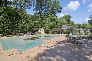14 Loft Rd, Smithtown, NY 11787 - Photo 15