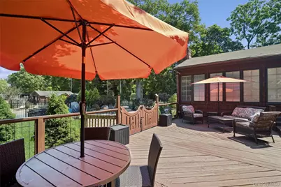 14 Loft Road, Smithtown, NY 11787 - Photo 19