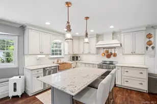 14 Loft Rd, Smithtown, NY 11787 - Photo 27