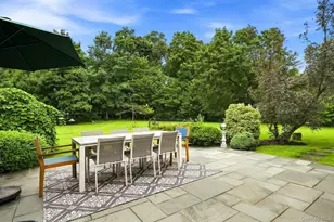16 Brittany Ct, Northport, NY 11768 - Photo 39