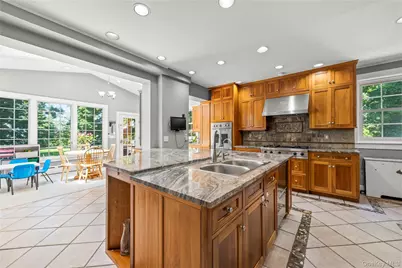 14 Crescent Drive, Elmsford, NY 10523 - Photo 5