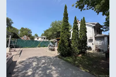 162-17 76th Road, Flushing, NY 11366 - Photo 3